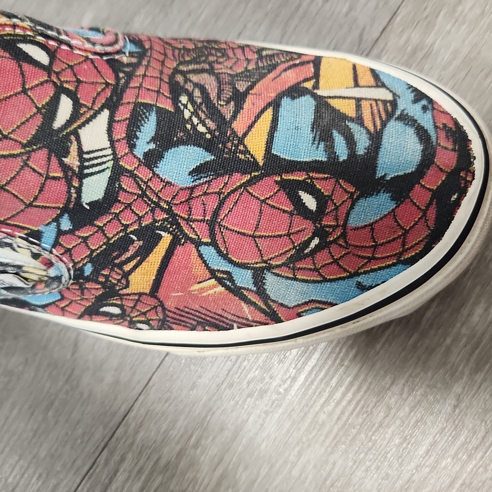 Vans Marvel Spider-Man Graphic Slip-Ons Mens 7 Womens 8.5 - Picture 9 of 10
